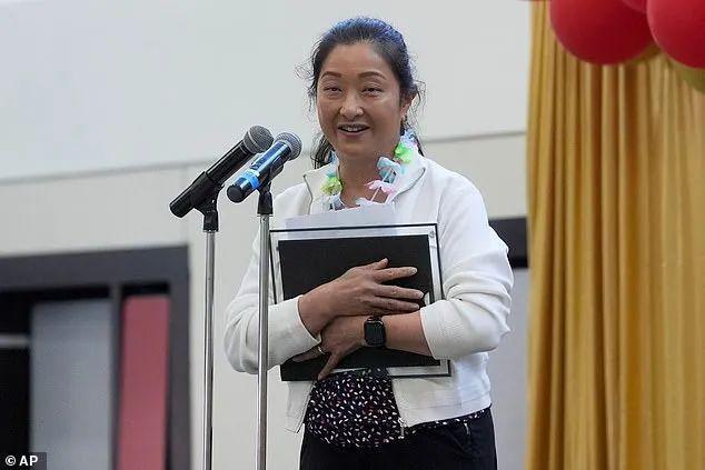 旧金山学区彩神vll华裔总监宣布：将21分定为及格线“不及格学生”人数大幅下降(图1)