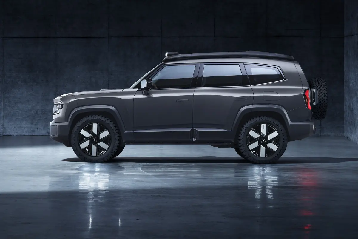 深蓝G3彩神vll18正式上市有四驱双电机价格非常亲民(图2)