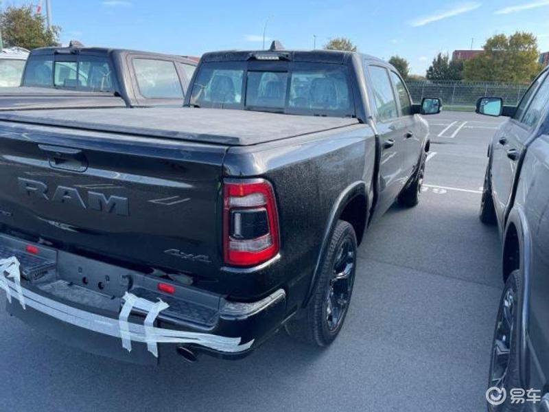 彩神vll25款道奇公羊LTD限量版暗夜版国内首批新车销售(图2)